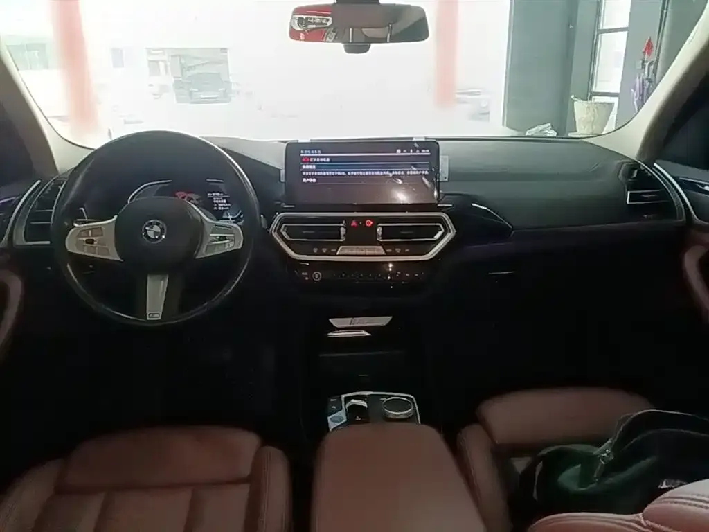 BMW iX3 — фото 2