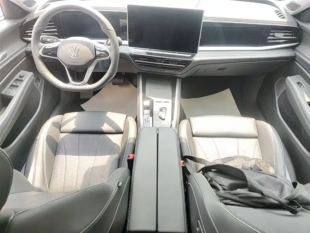 Volkswagen Passat — фото 7