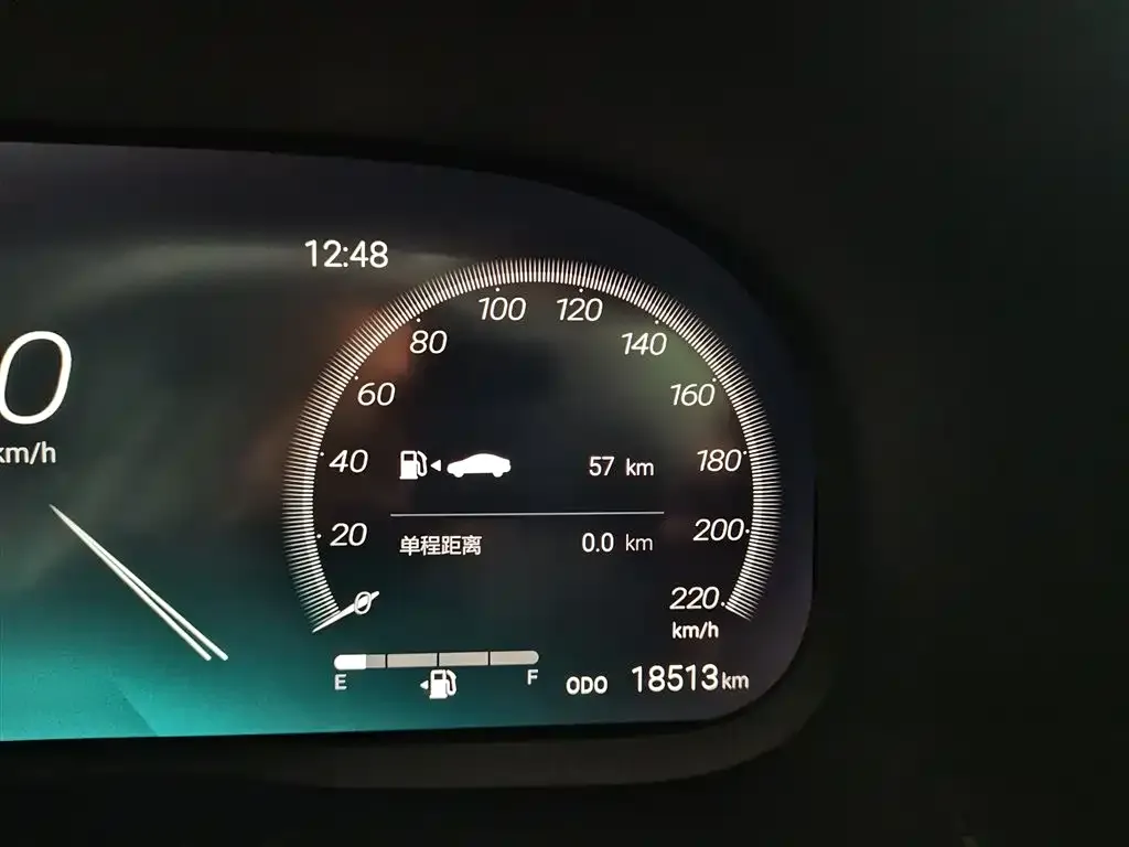 Toyota RAV4 — фото 3