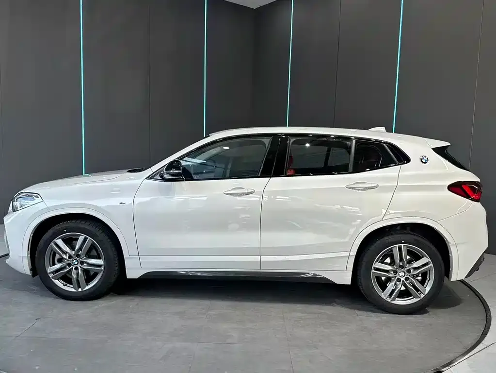 BMW X2 — фото 8