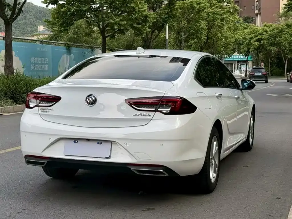 Buick Regal — фото 3