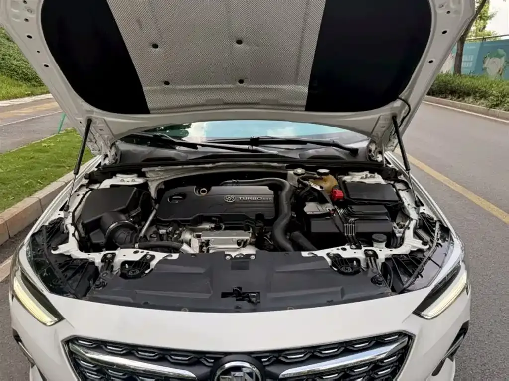 Buick Regal — фото 5