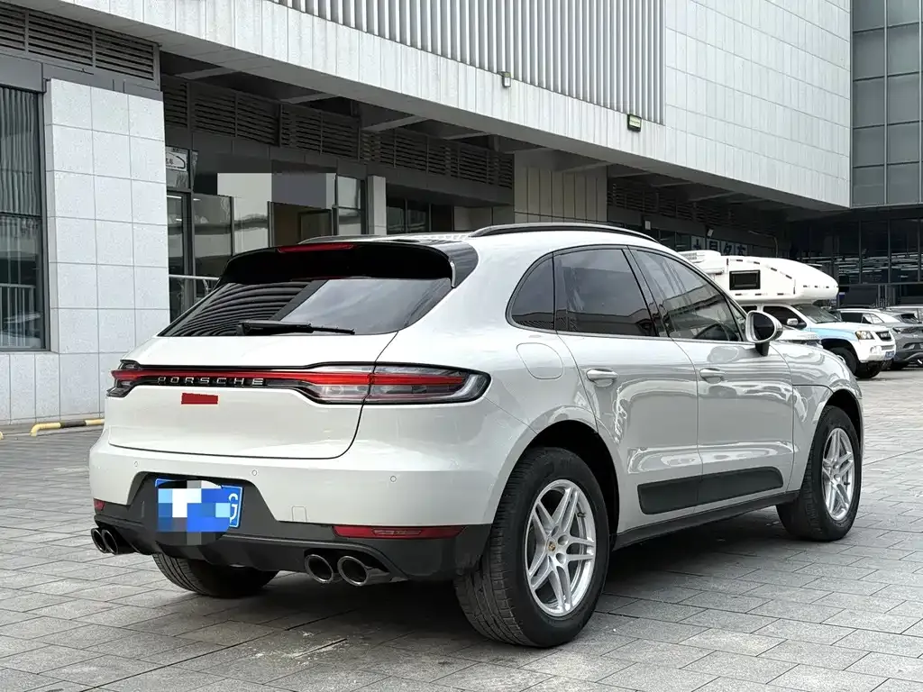 Porsche Macan — фото 7