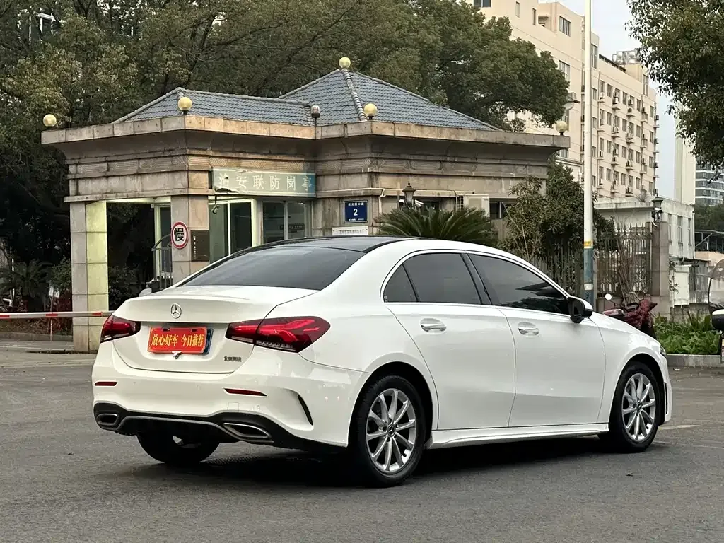 Mercedes-Benz A-Class — фото 8