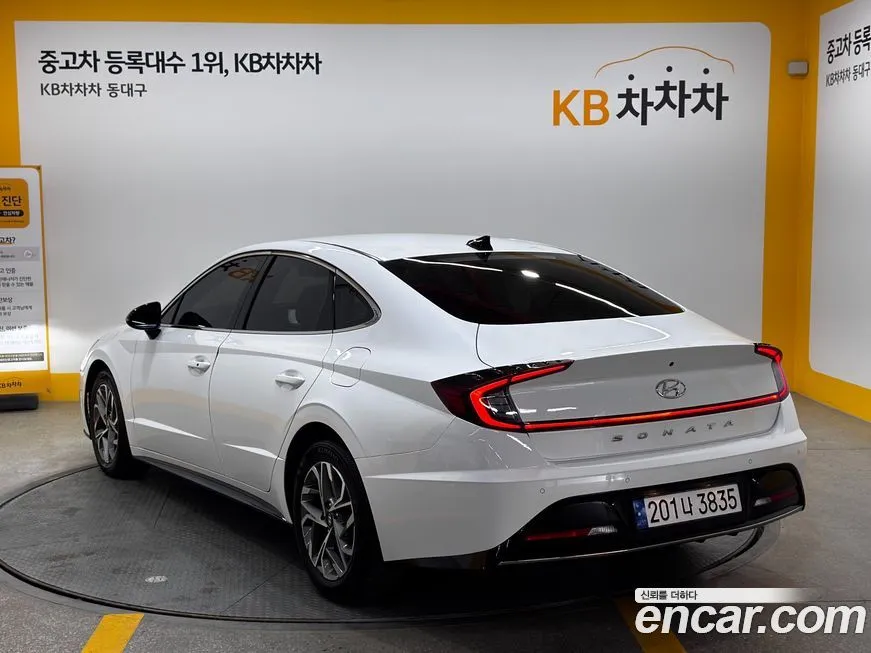 Hyundai Sonata — фото 9