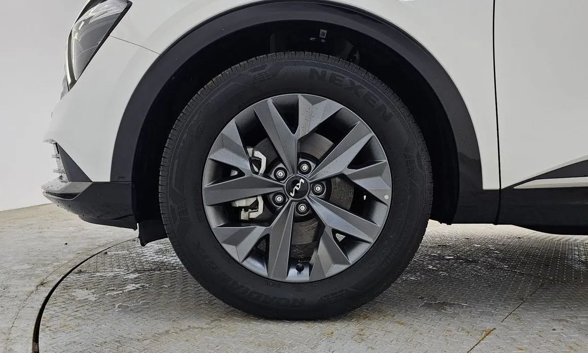 Kia Sportage — фото 6