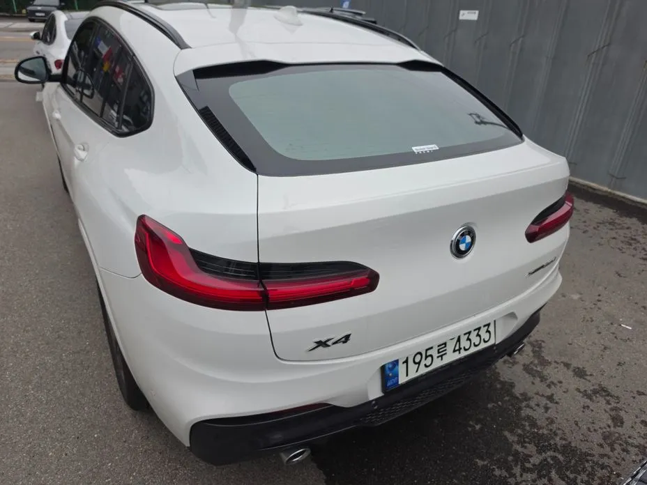 BMW X4 2021 из KR, фото 4