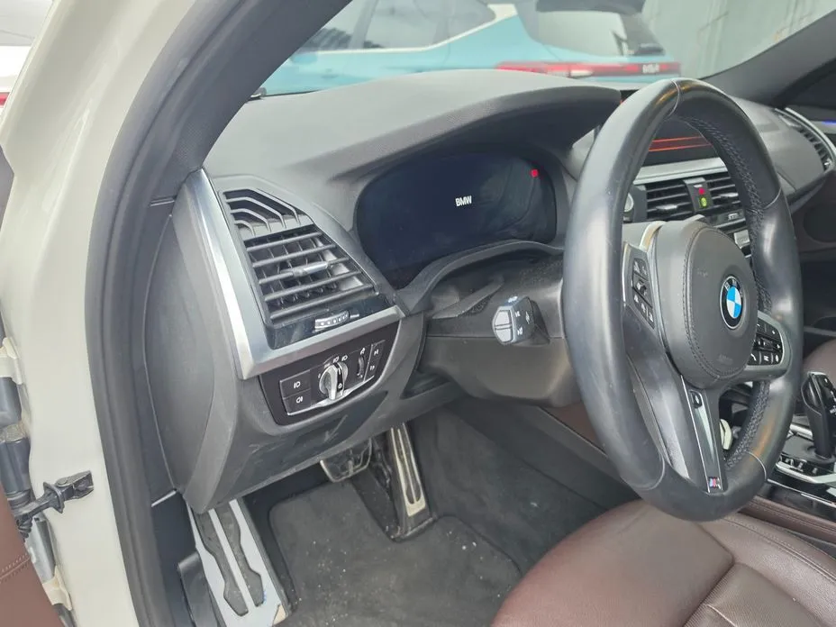 BMW X4 2021 из KR, фото 5
