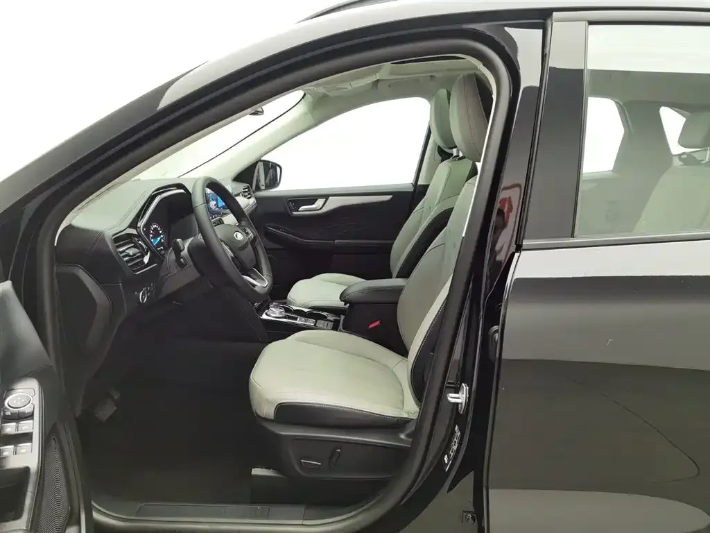 Ford Escape 2024 из CN, фото 4