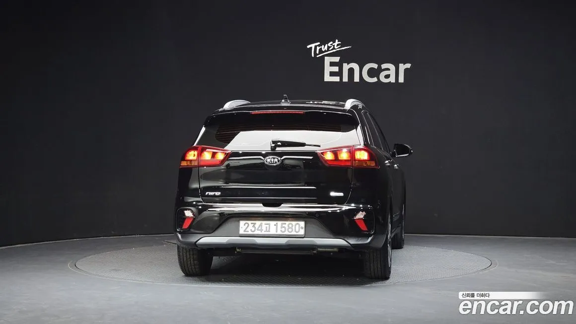 Kia Niro 2021 из KR, фото 2