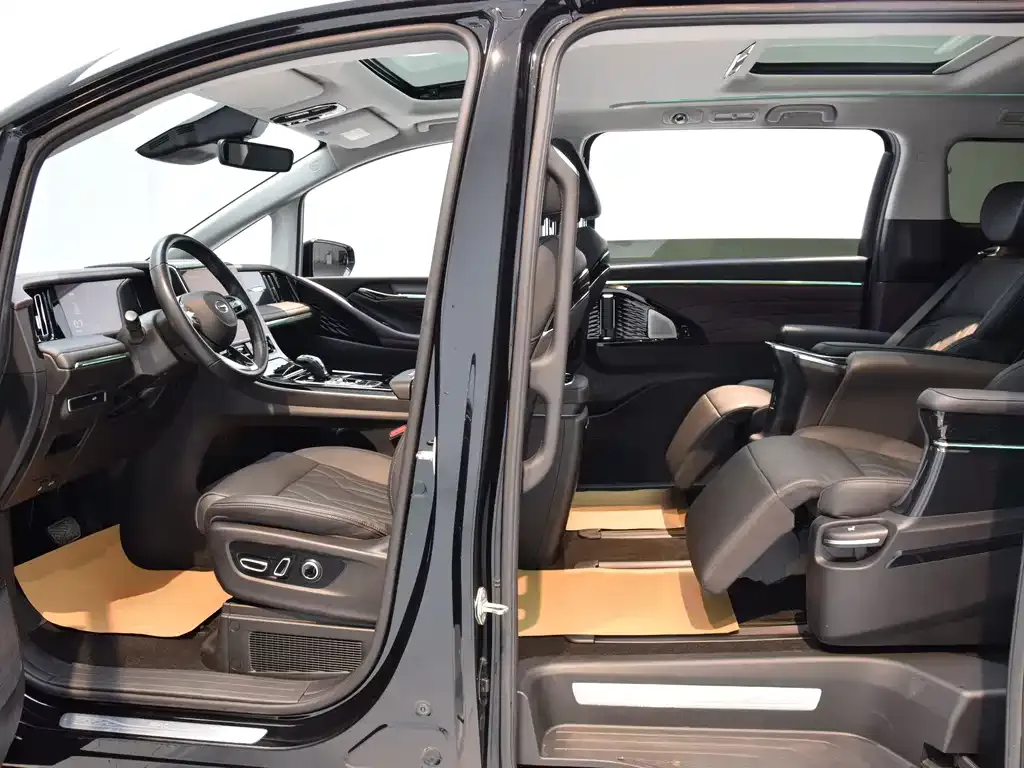 GAC Motor Trumpchi M8 — фото 6