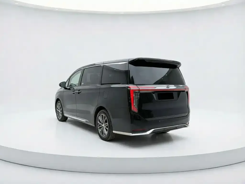 GAC Motor Trumpchi M8 — фото 3