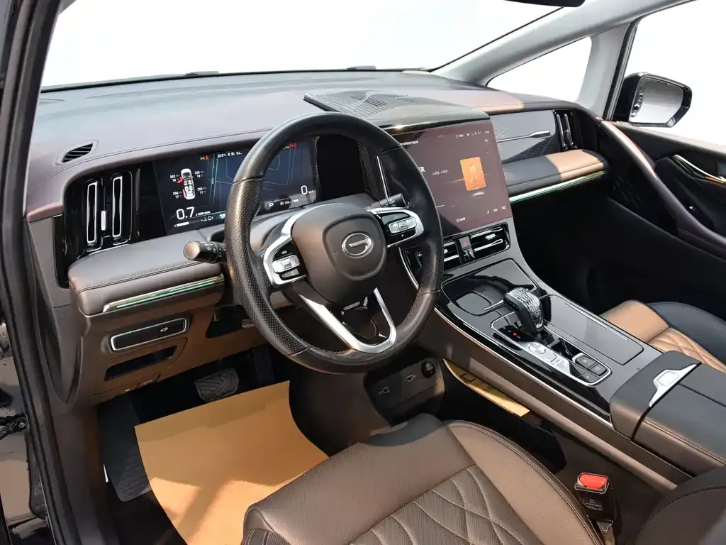 GAC Motor Trumpchi M8 — фото 4