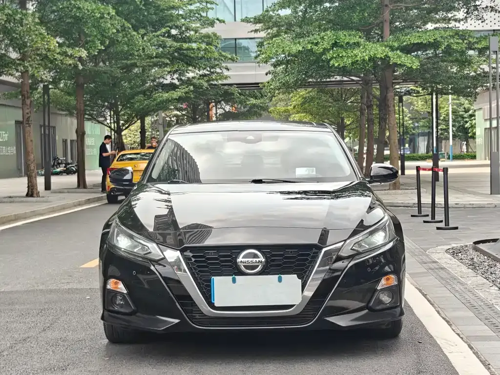 Nissan Teana — фото 7
