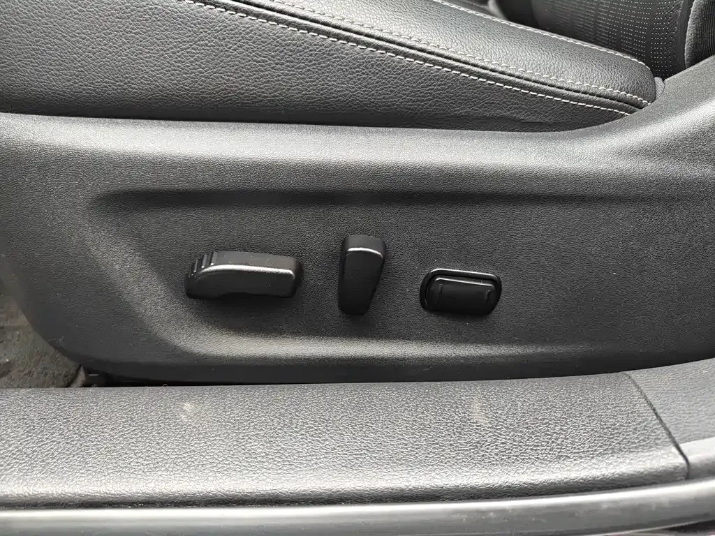 Nissan Teana — фото 10