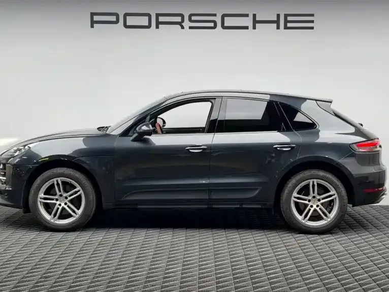 Porsche Macan — фото 8