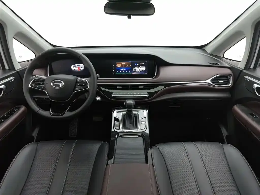 GAC Motor Trumpchi M6 — фото 8