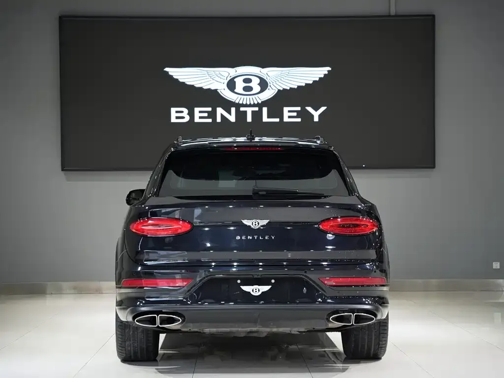 Bentley Bentayga PHEV — фото 2