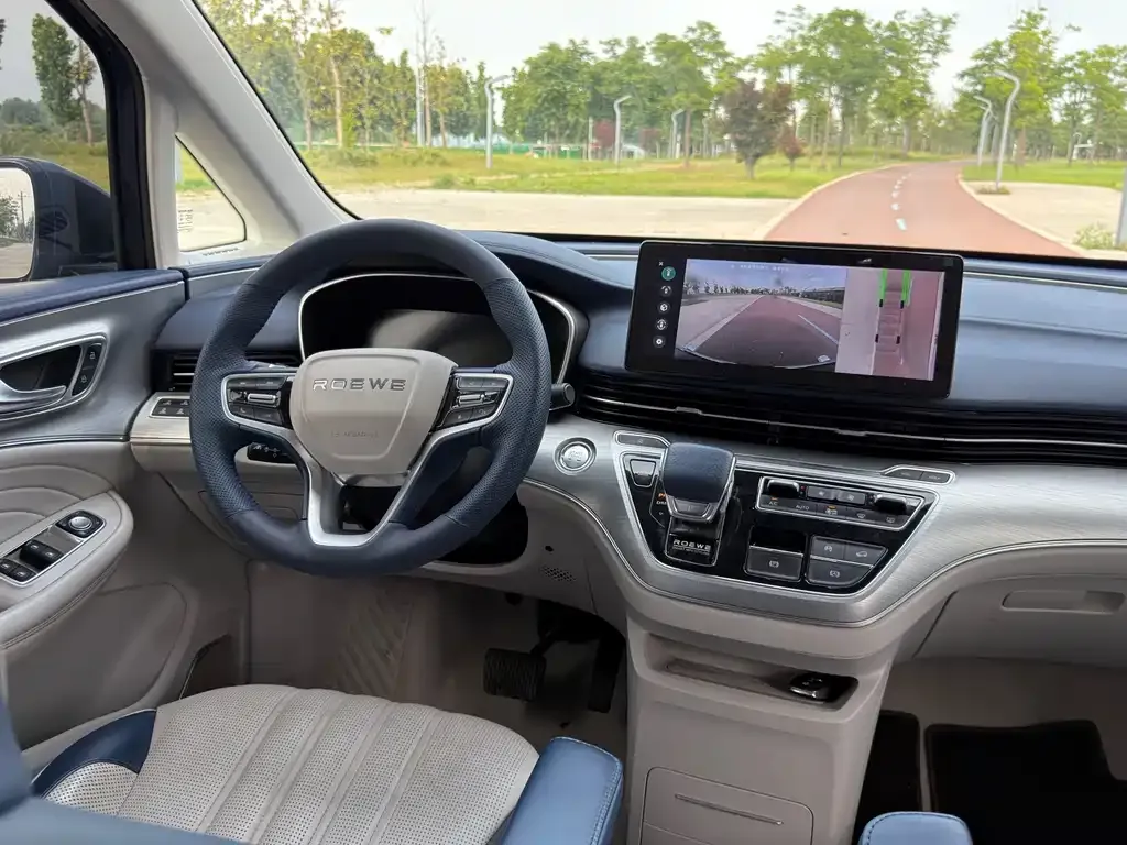 Roewe iMAX8 — фото 8