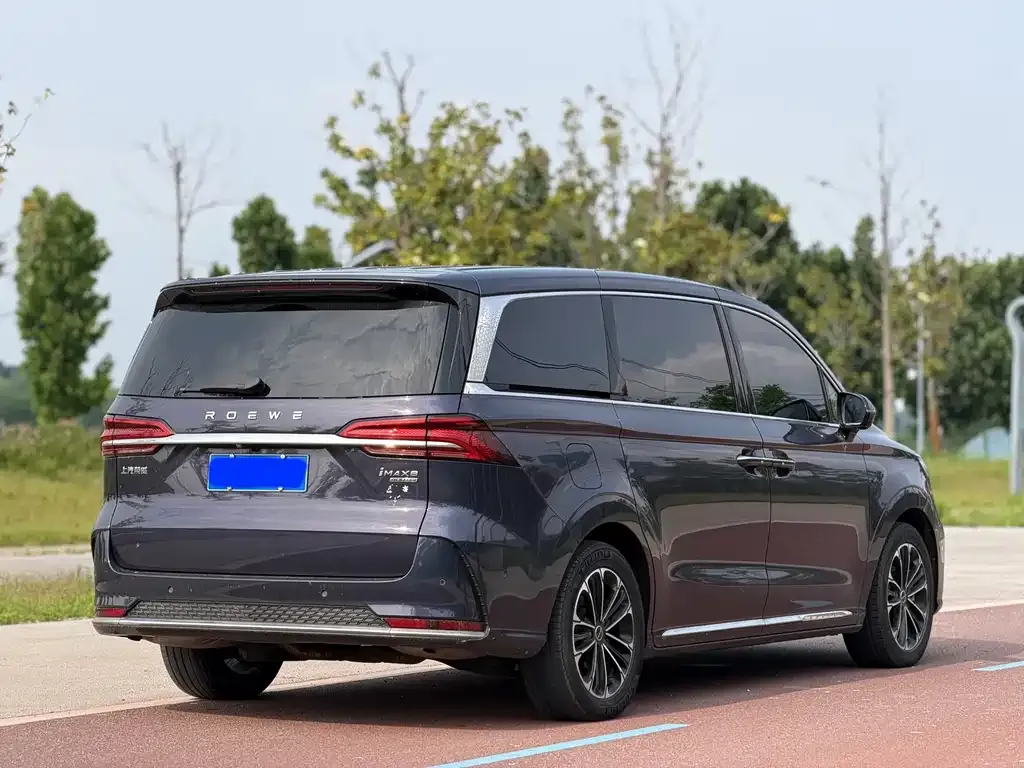 Roewe iMAX8 — фото 10