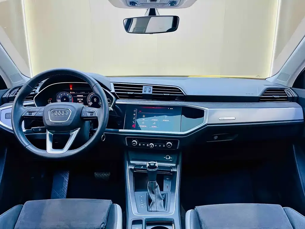 Audi Q3 — фото 3