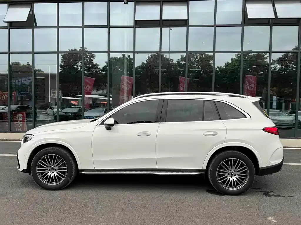 Mercedes-Benz GLC — фото 10