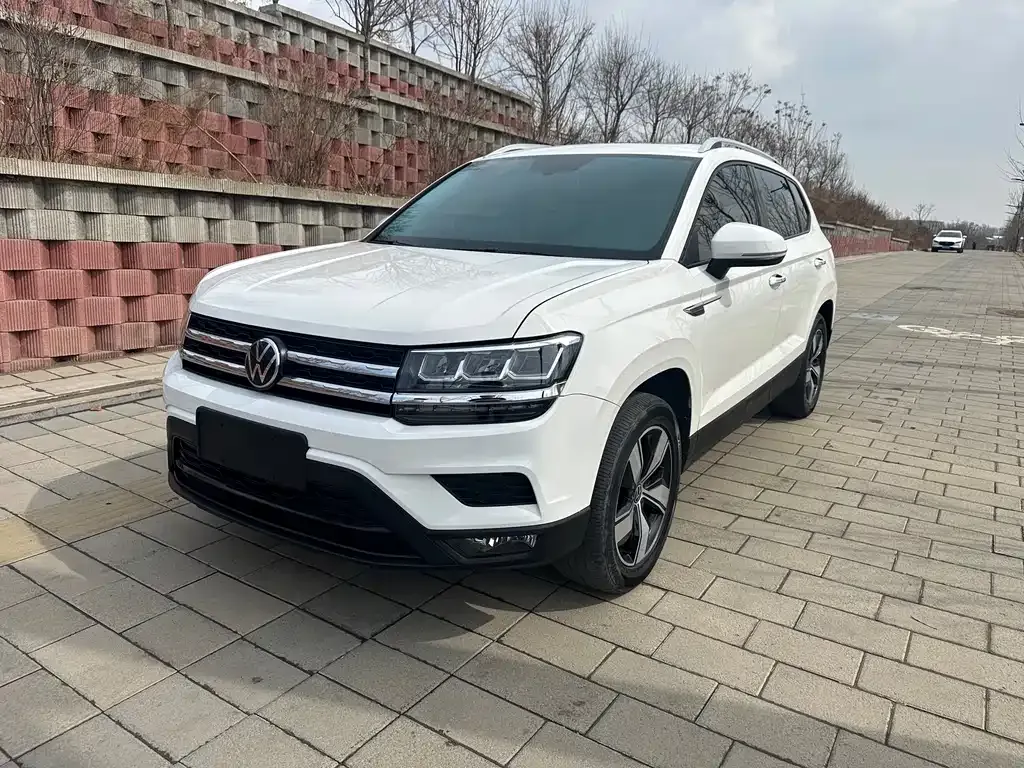 Volkswagen Tharu — фото 1
