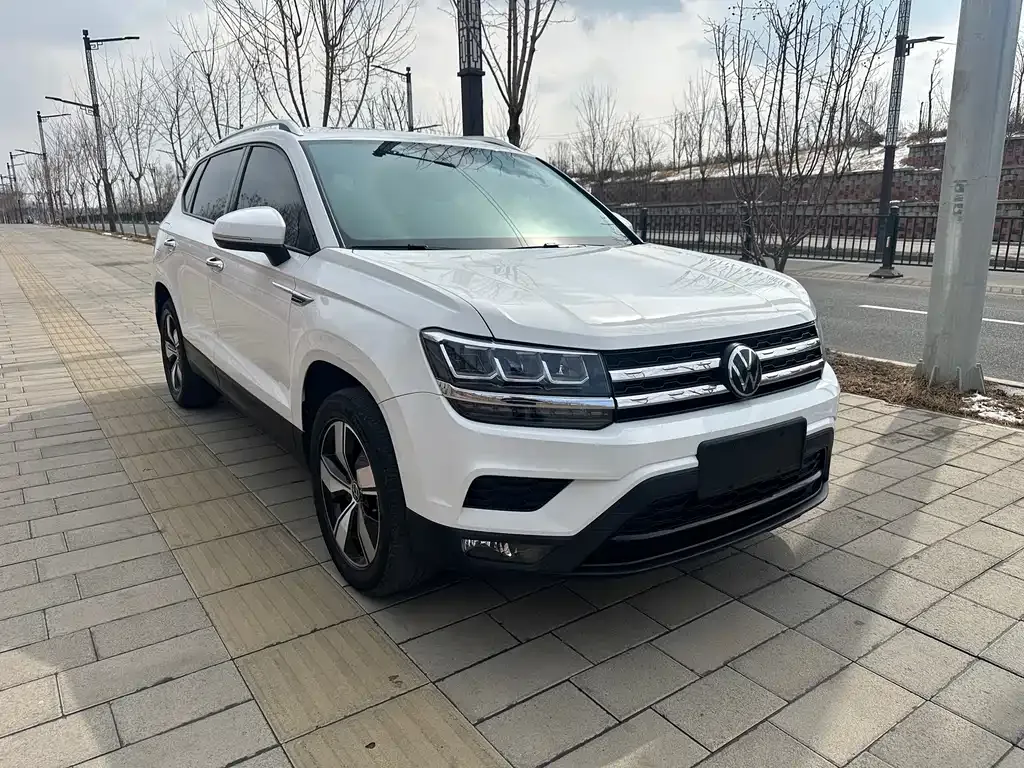 Volkswagen Tharu — фото 6