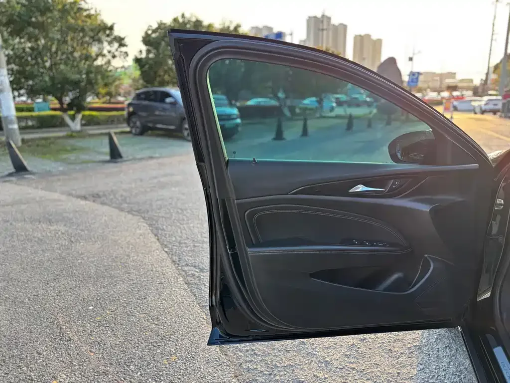 Buick Regal — фото 4