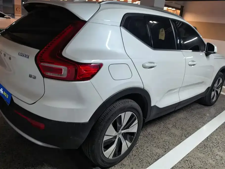 Volvo XC40 2023 из CN, фото 5