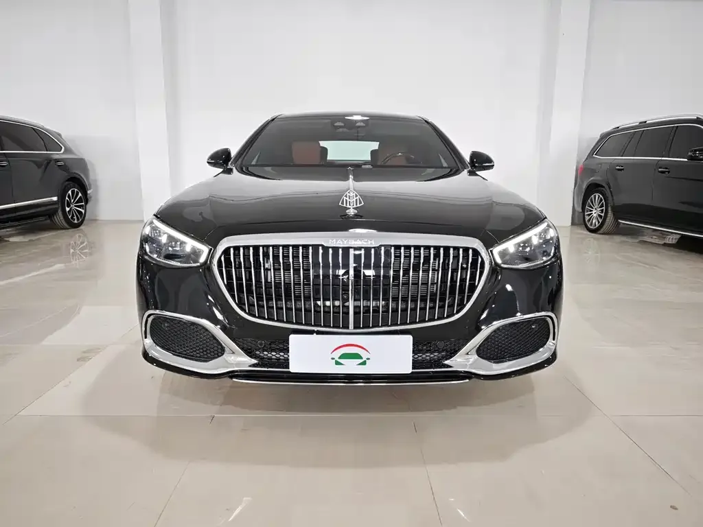 Mercedes-Benz S-Class — фото 1
