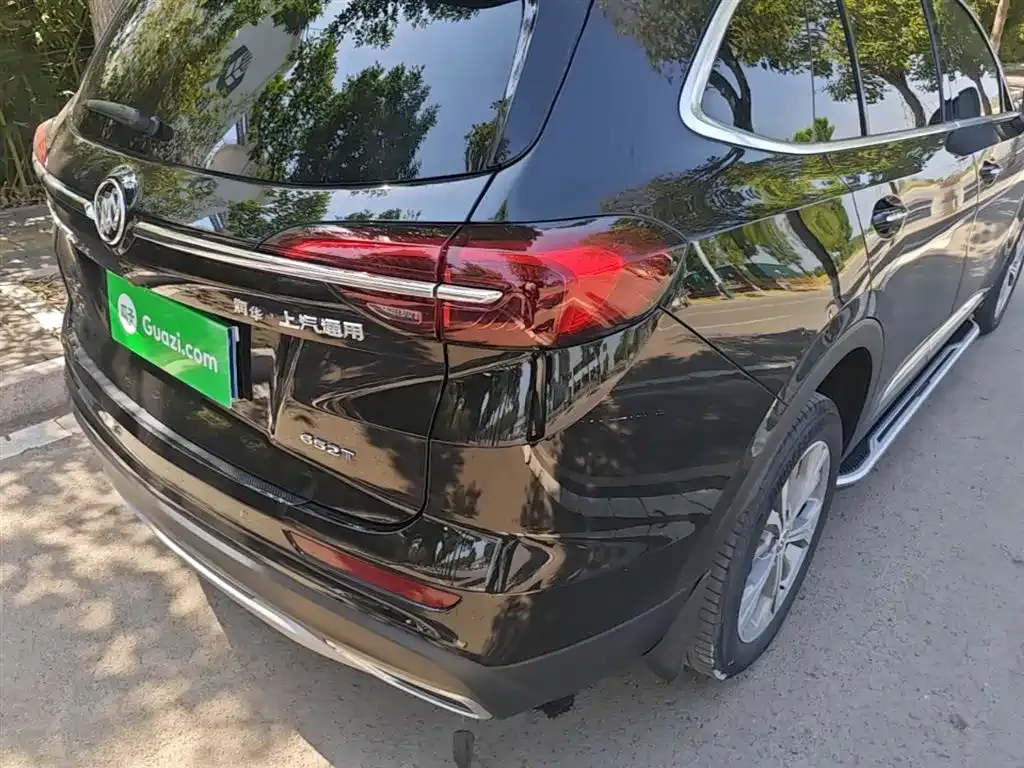 Buick Envision Plus — фото 3