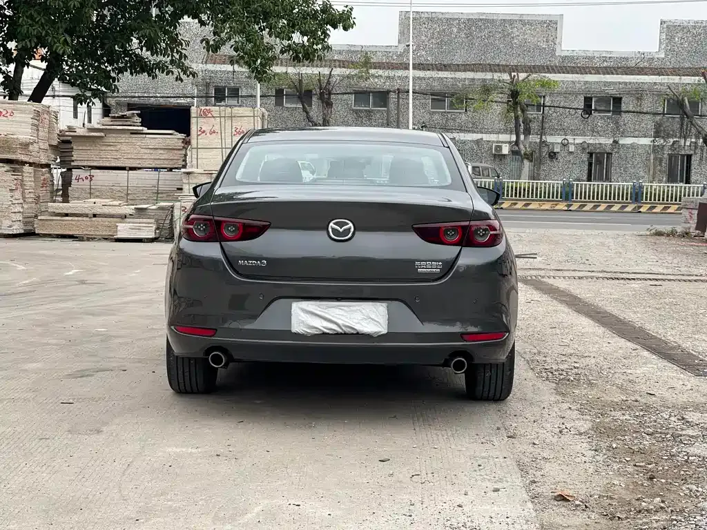 Mazda 3 Axela — фото 10