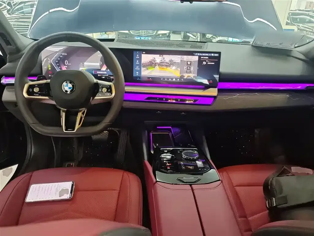 BMW 5 Series — фото 10