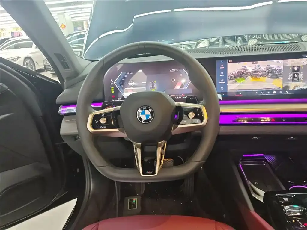 BMW 5 Series — фото 6