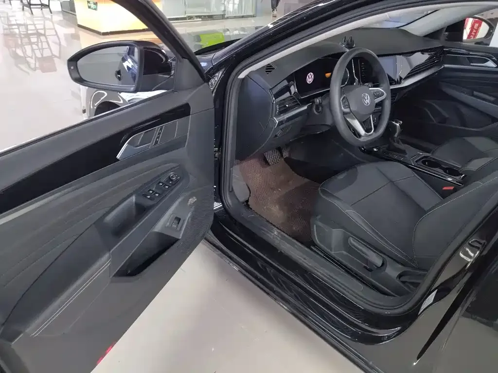 Volkswagen Passat — фото 9
