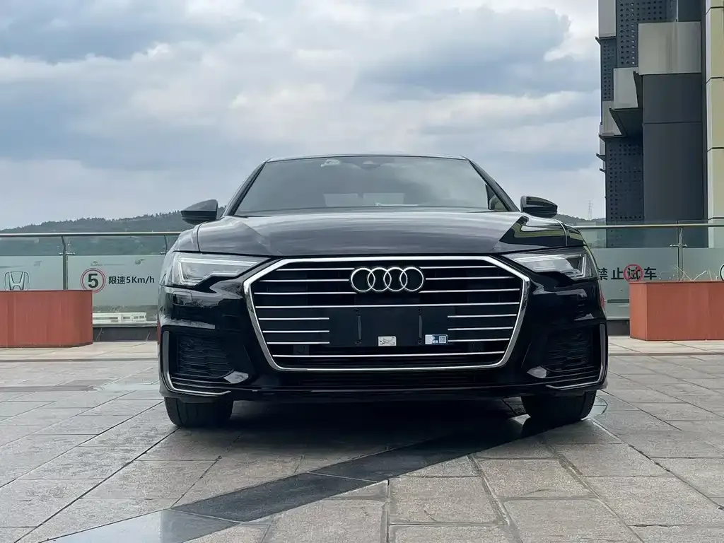 Audi A6L — фото 2