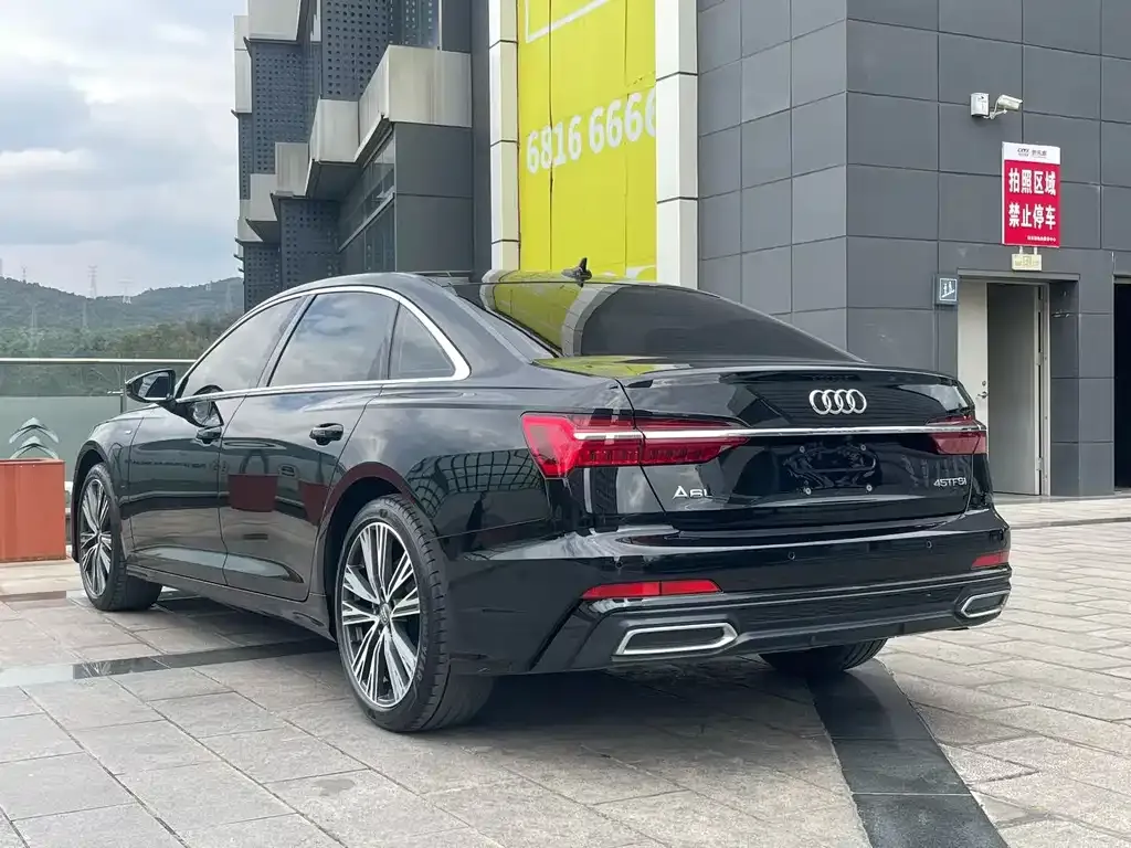 Audi A6L — фото 5