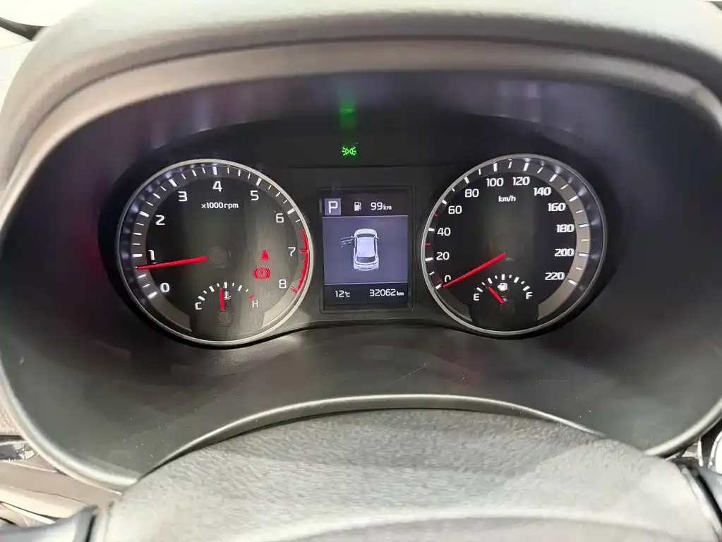 Kia KX1 2022 из CN, фото 3