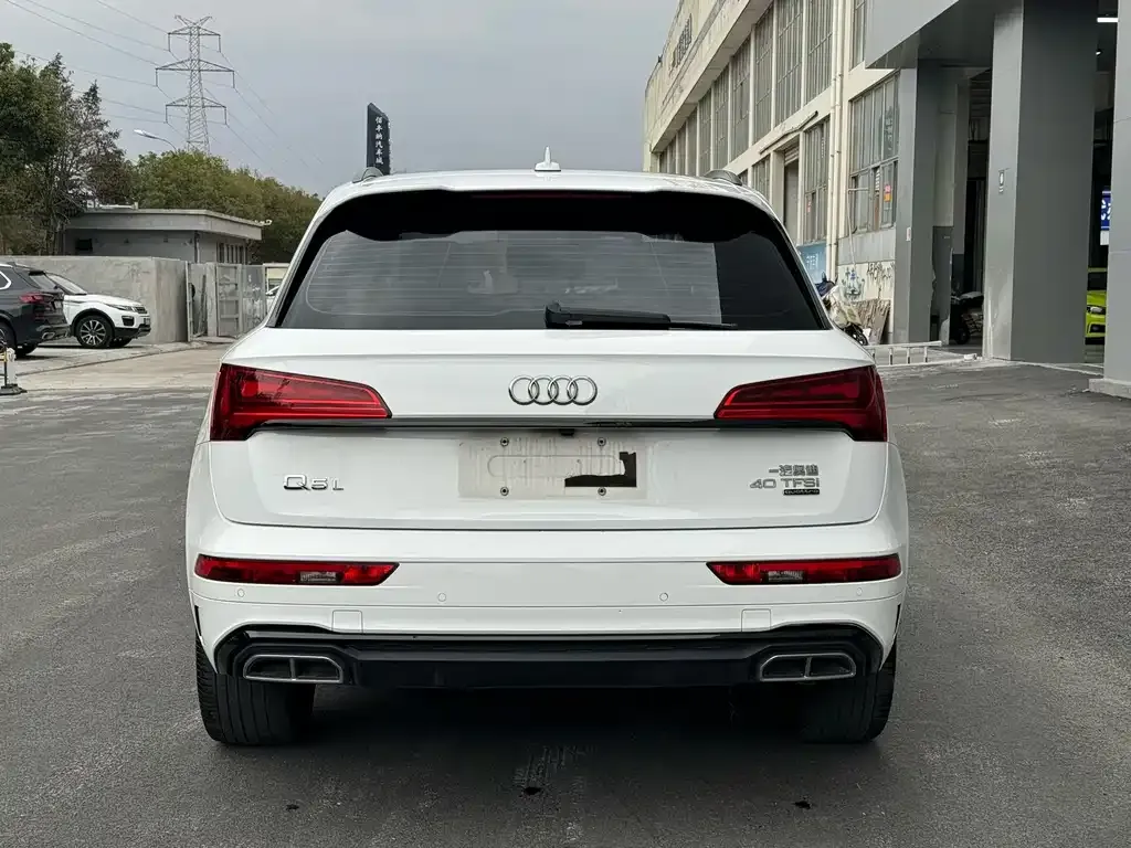 Audi Q5L 2022 из CN, фото 4