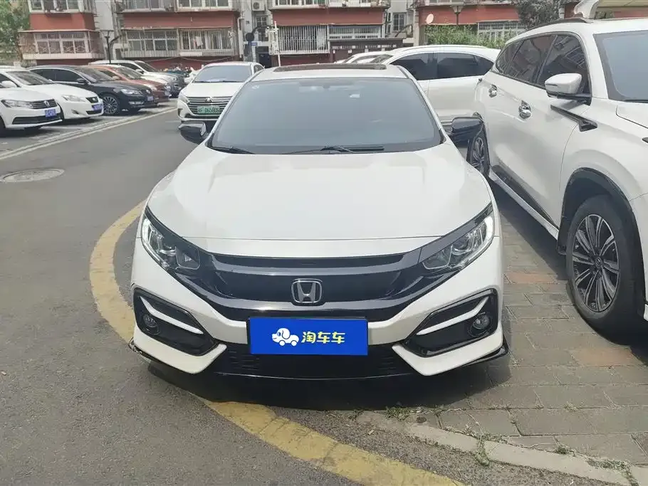 Honda Civic — фото 10