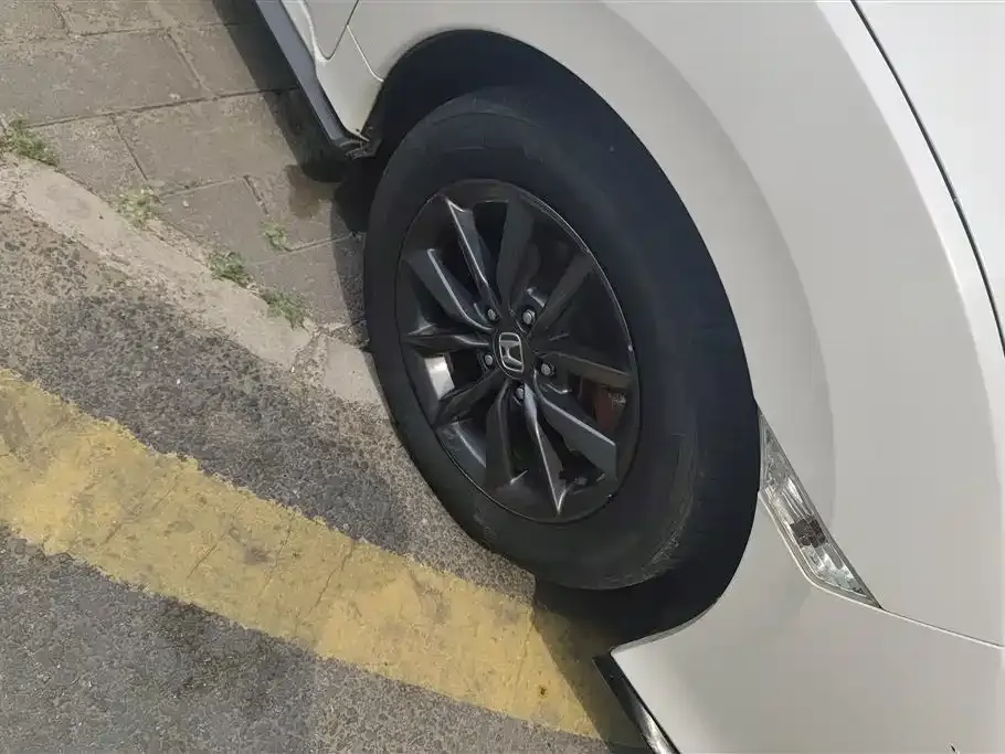 Honda Civic — фото 8