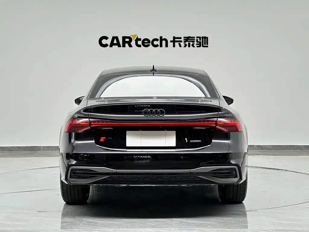 Audi A7L — фото 3