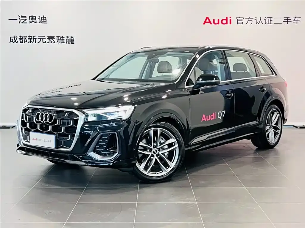 Audi Q7 — фото 1