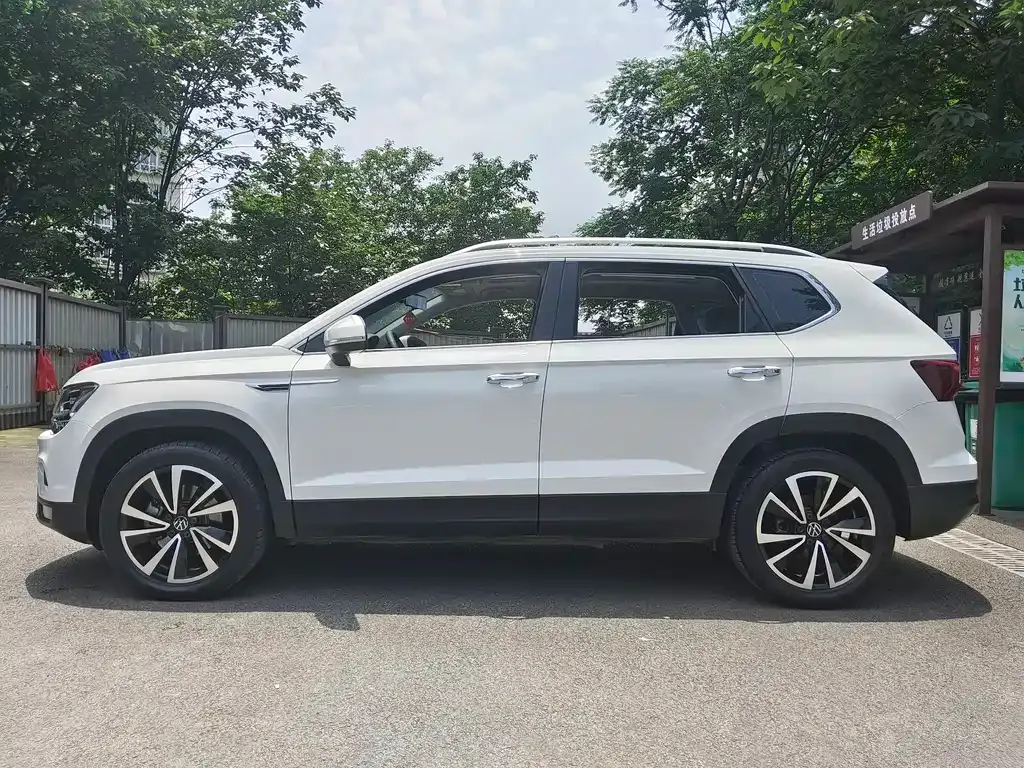 Volkswagen Tharu — фото 6