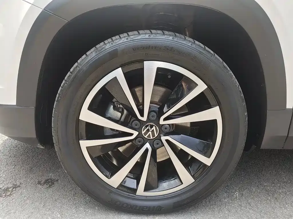 Volkswagen Tharu — фото 5