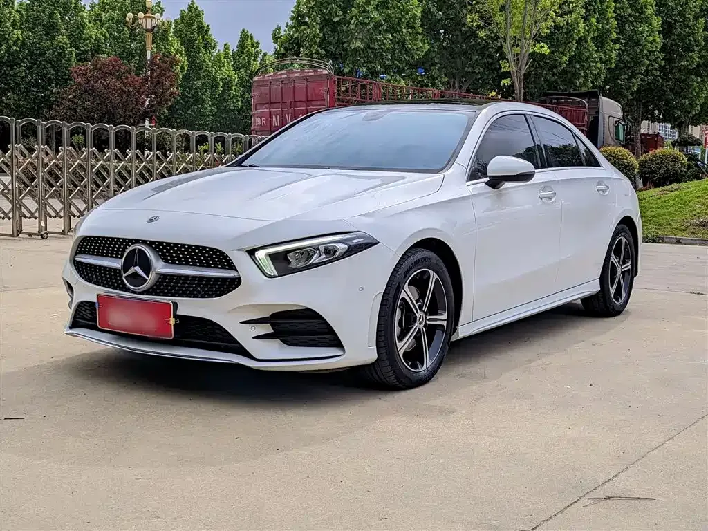 Mercedes-Benz A-Class — фото 8