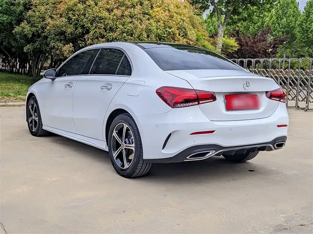 Mercedes-Benz A-Class — фото 10