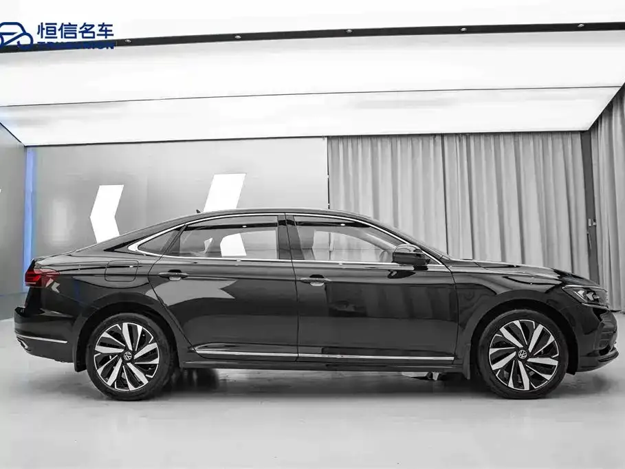 Volkswagen Passat — фото 2