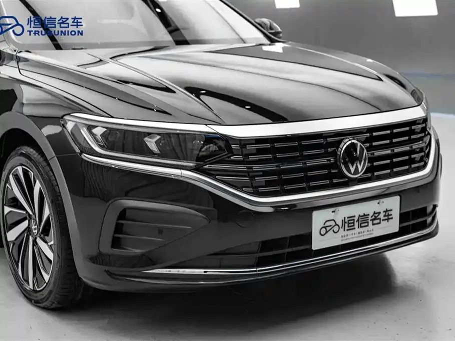 Volkswagen Passat — фото 9